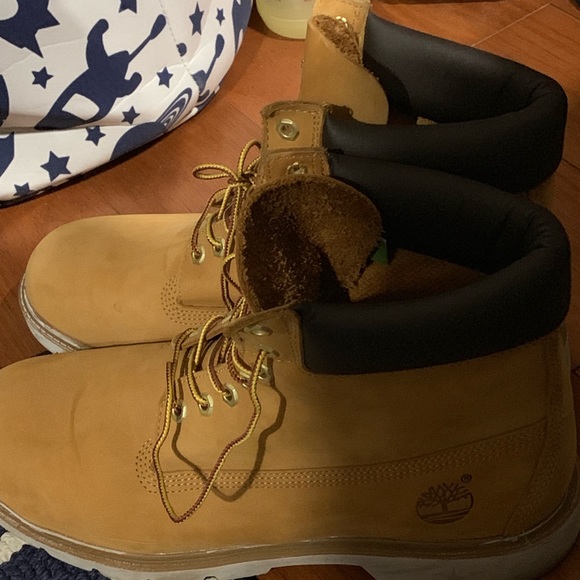 Timberland Boots - Picture 3 of 3
